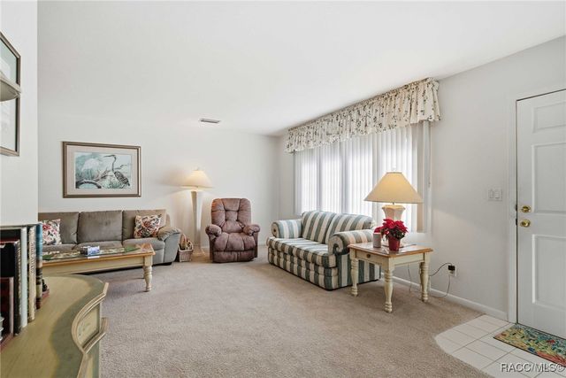 8709 E Sandpiper Drive, Inverness, FL 34450