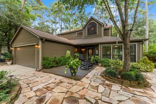 9 S Mossrock Road, The Woodlands, TX 77380