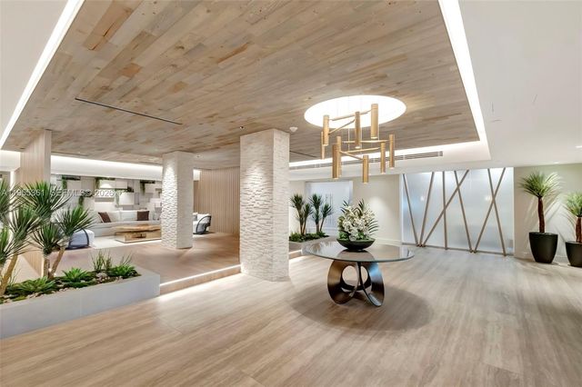 2301 Collins Ave 321, Miami Beach, FL 33139