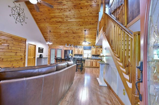 149 Savior Lane, Hamilton, GA 31811