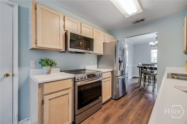 204 Redan Drive, Savannah, GA 31410