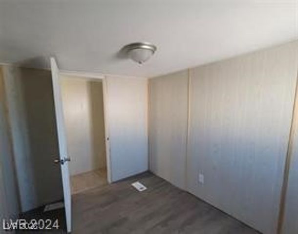 2884 Green Tree Avenue, Las Vegas, NV 89142