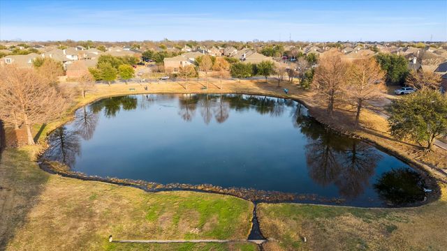 332 Highland Ridge Drive, Wylie, TX 75098