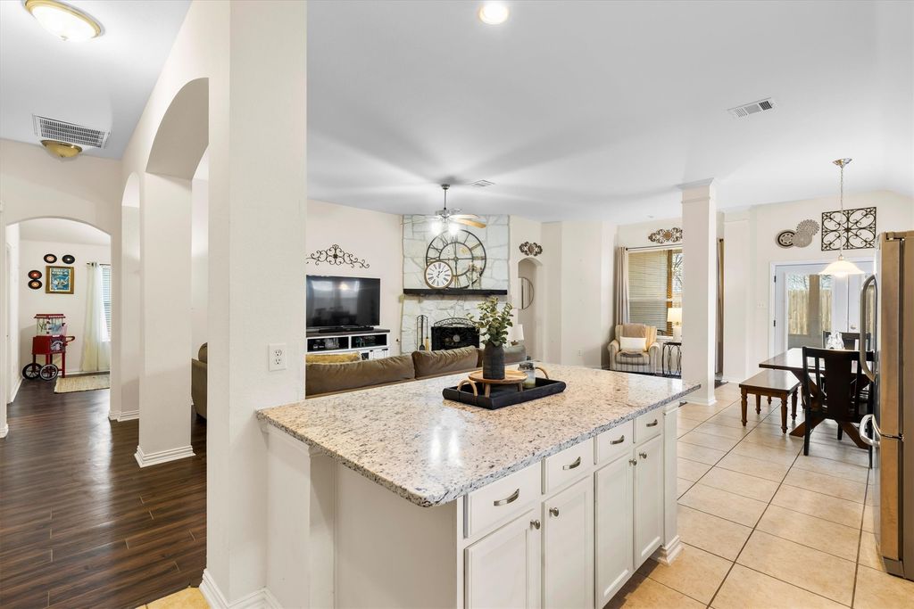 332 Highland Ridge Drive, Wylie, TX 75098