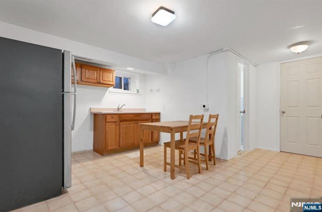 497 Oakdene Avenue, Ridgefield, NJ 07657