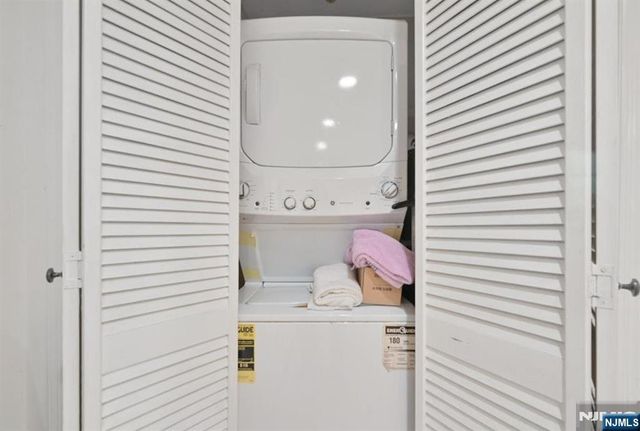 497 Oakdene Avenue, Ridgefield, NJ 07657