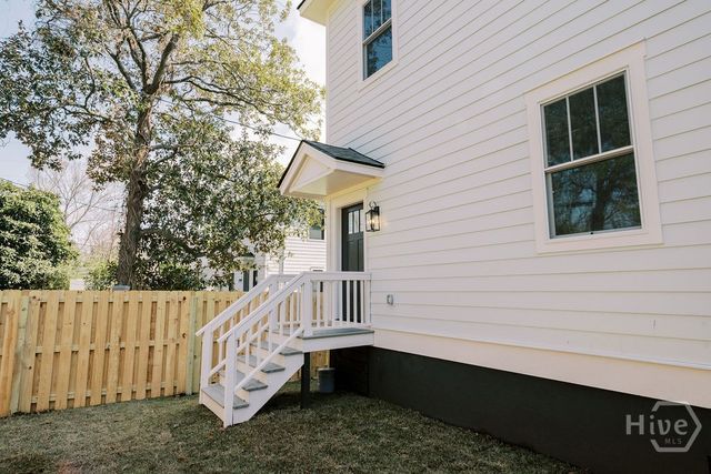 534 E 32nd Street, Savannah, GA 31401