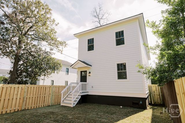 534 E 32nd Street, Savannah, GA 31401