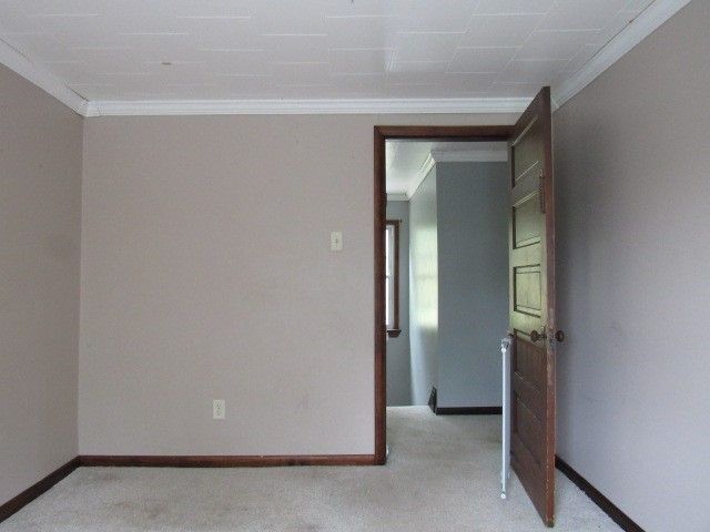 319 Miller Lane, East Huntingdon, PA 15679