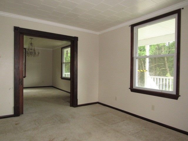 319 Miller Lane, East Huntingdon, PA 15679