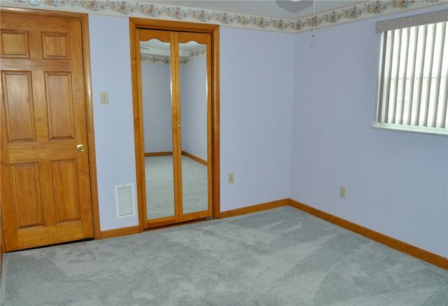 336 Glencoe Dr., West Mifflin, PA 15122