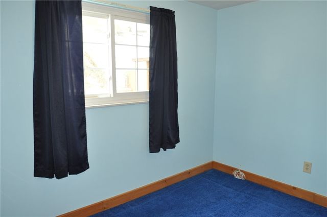 336 Glencoe Dr., West Mifflin, PA 15122