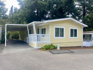 630 SHOREPINES Hts, Coos Bay, OR 97420