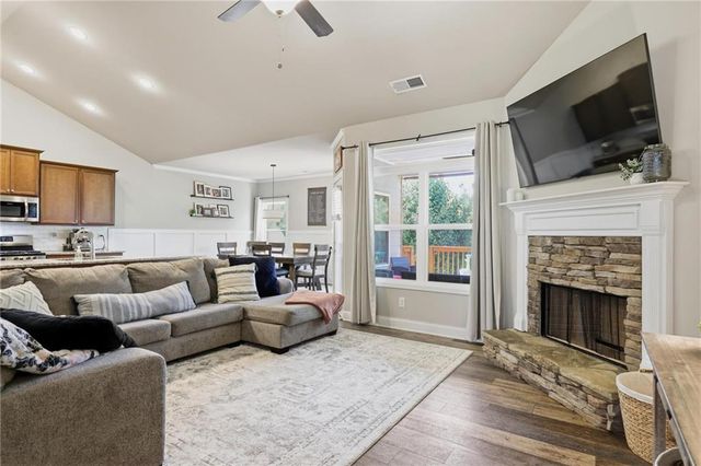 47 Violet Lane, Dallas, GA 30132