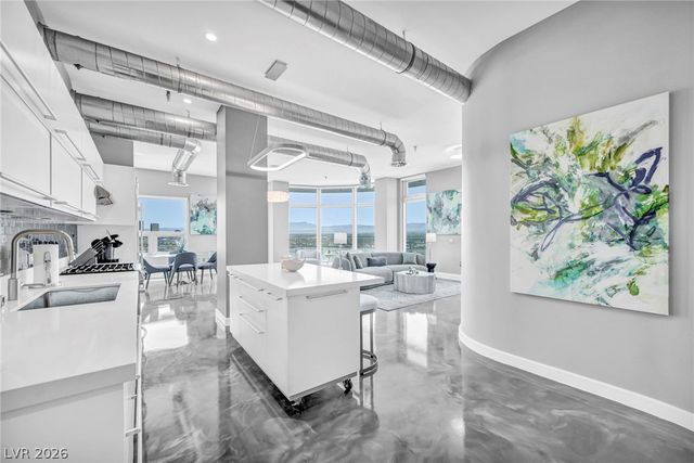 200 Hoover Avenue 1803, Las Vegas, NV 89101