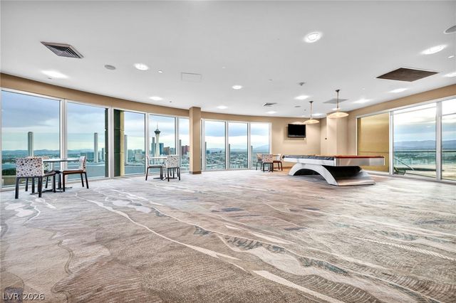 200 Hoover Avenue 1803, Las Vegas, NV 89101