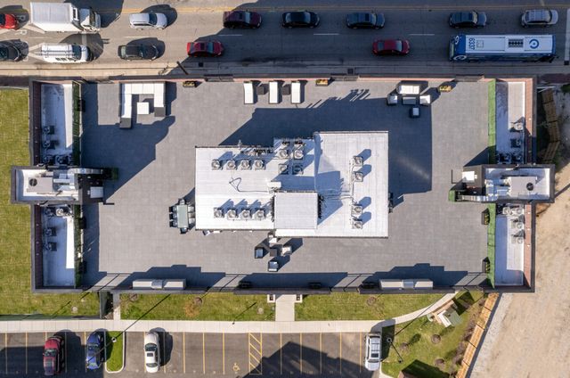 2801 Thatcher Avenue 303, River Grove, IL 60171