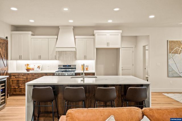 315 NE Clay St, Sublimity, OR 97385