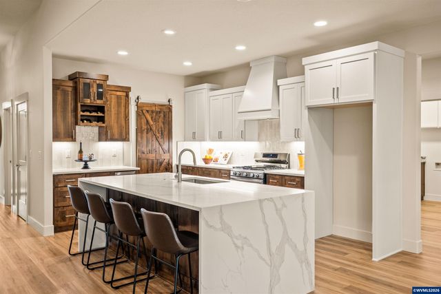 315 NE Clay St, Sublimity, OR 97385