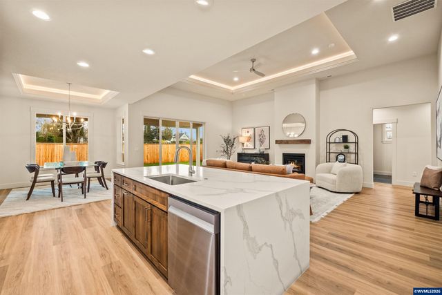 315 NE Clay St, Sublimity, OR 97385