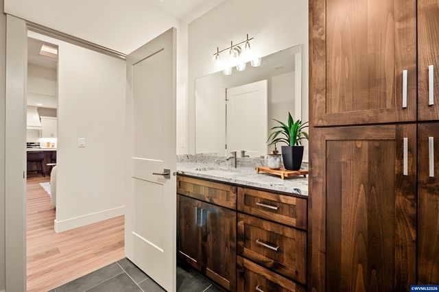 315 NE Clay St, Sublimity, OR 97385