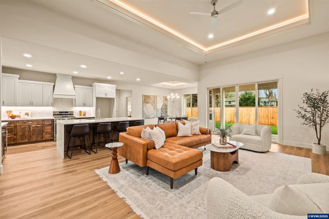 315 NE Clay St, Sublimity, OR 97385