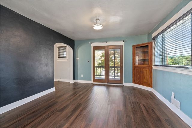 148 Longvue Dr, Ross Twp, PA 15237