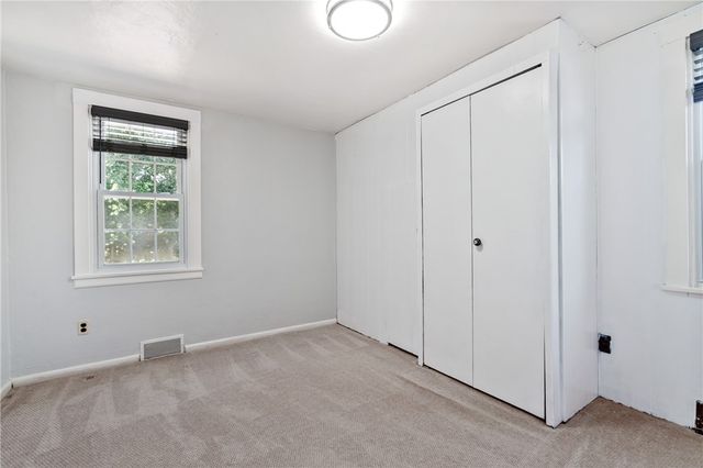 148 Longvue Dr, Ross Twp, PA 15237