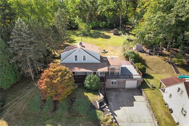 148 Longvue Dr, Ross Twp, PA 15237