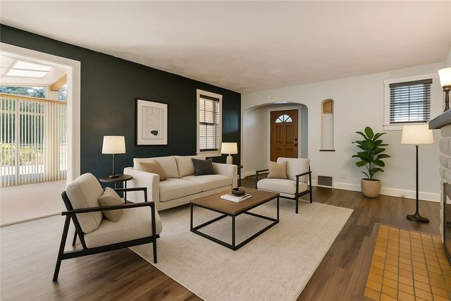 148 Longvue Dr, Ross Twp, PA 15237