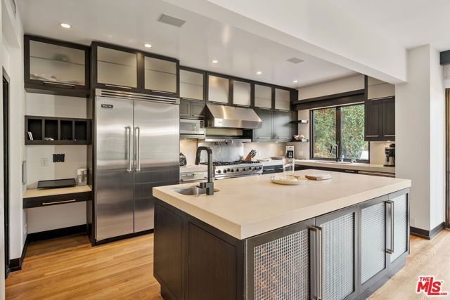 215 S Anita Avenue, Los Angeles, CA 90049