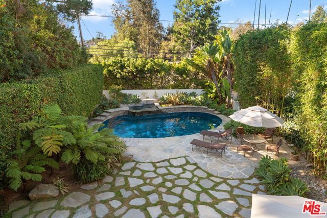 215 S Anita Avenue, Los Angeles, CA 90049