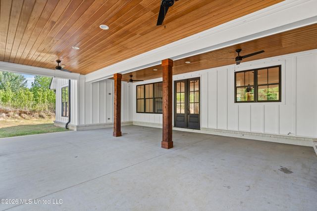 84 Dudley Place, Byhalia, MS 38611