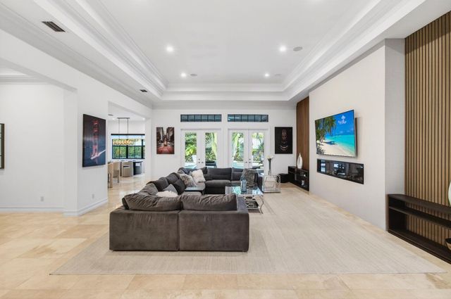 17662 Cadena Drive, Boca Raton, FL 33496