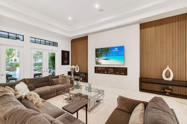 17662 Cadena Drive, Boca Raton, FL 33496