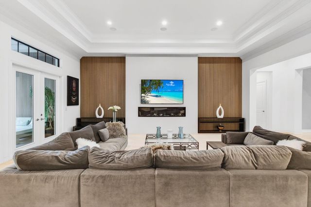 17662 Cadena Drive, Boca Raton, FL 33496