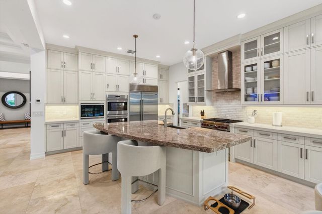 17662 Cadena Drive, Boca Raton, FL 33496