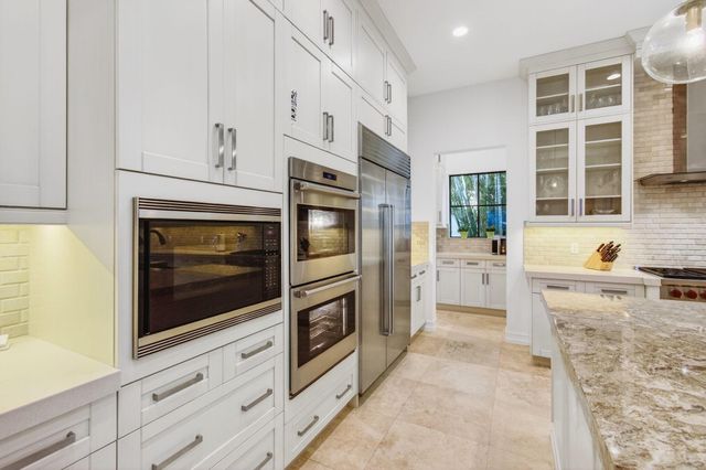 17662 Cadena Drive, Boca Raton, FL 33496