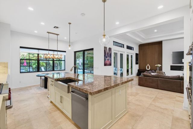 17662 Cadena Drive, Boca Raton, FL 33496