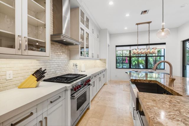 17662 Cadena Drive, Boca Raton, FL 33496