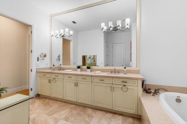 17662 Cadena Drive, Boca Raton, FL 33496