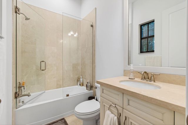 17662 Cadena Drive, Boca Raton, FL 33496