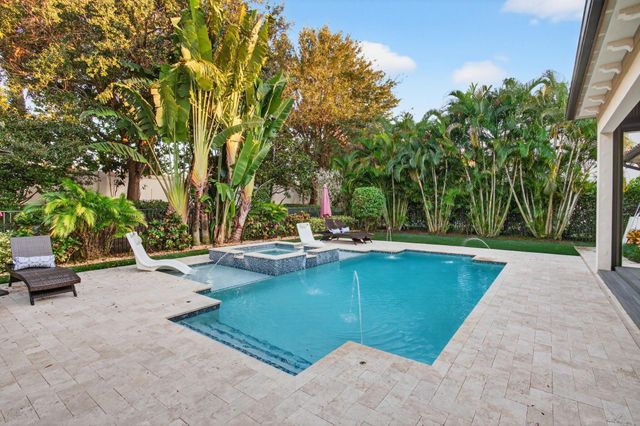 17662 Cadena Drive, Boca Raton, FL 33496