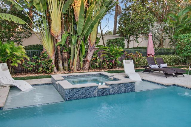 17662 Cadena Drive, Boca Raton, FL 33496