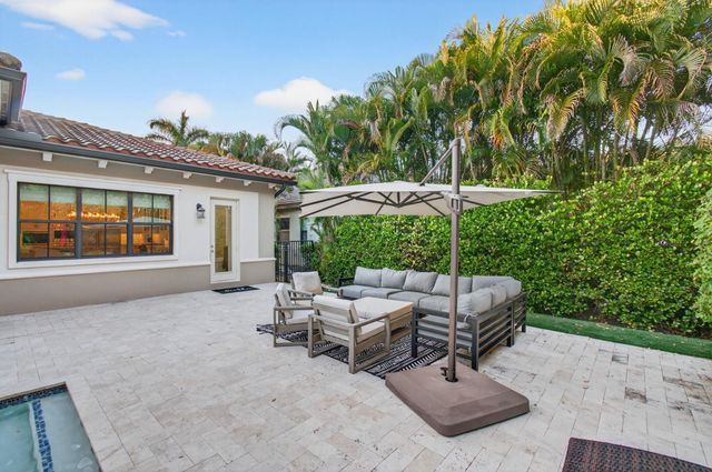 17662 Cadena Drive, Boca Raton, FL 33496