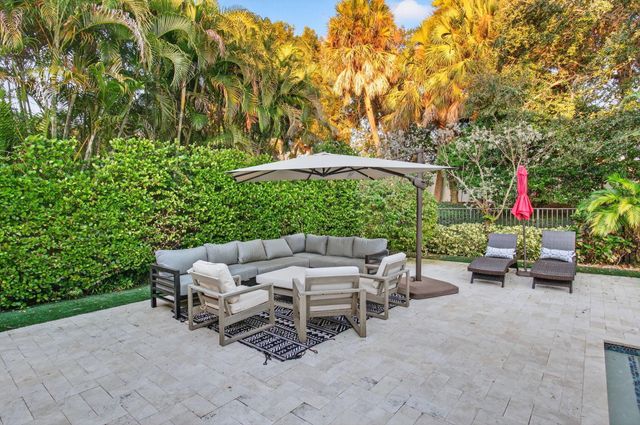 17662 Cadena Drive, Boca Raton, FL 33496