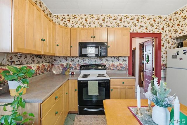 203 E Mill Street E, Waterloo, IL 62298