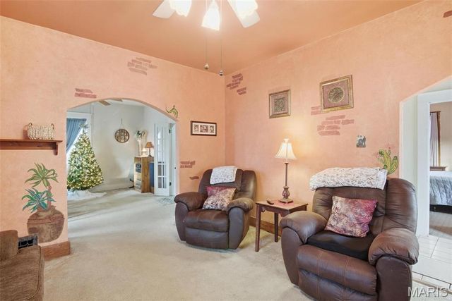 203 E Mill Street E, Waterloo, IL 62298