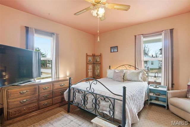 203 E Mill Street E, Waterloo, IL 62298