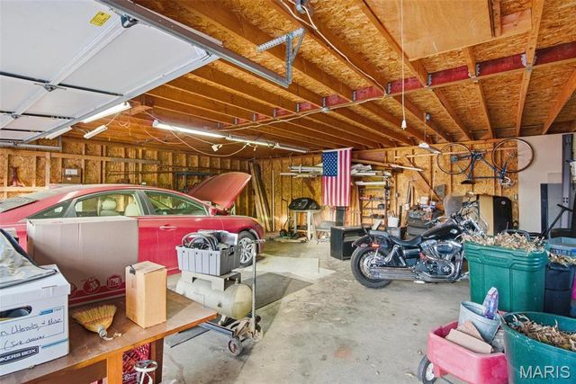 203 E Mill Street E, Waterloo, IL 62298